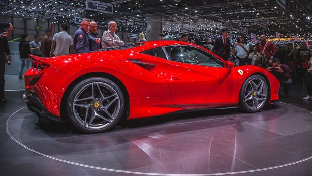 Ferrari, Apple e Gucci tra i brand più amati dagli italiani