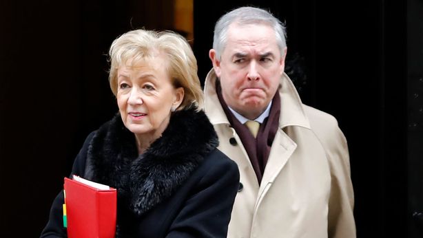 Brexit slitterà in caso di no deal, May temporeggia ancora