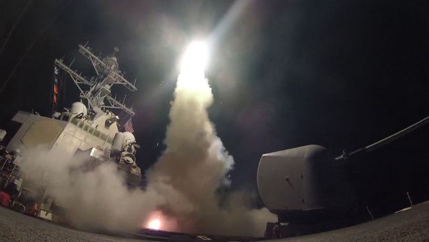 Usa bombardano la Siria, petrolio e oro scattano in avanti