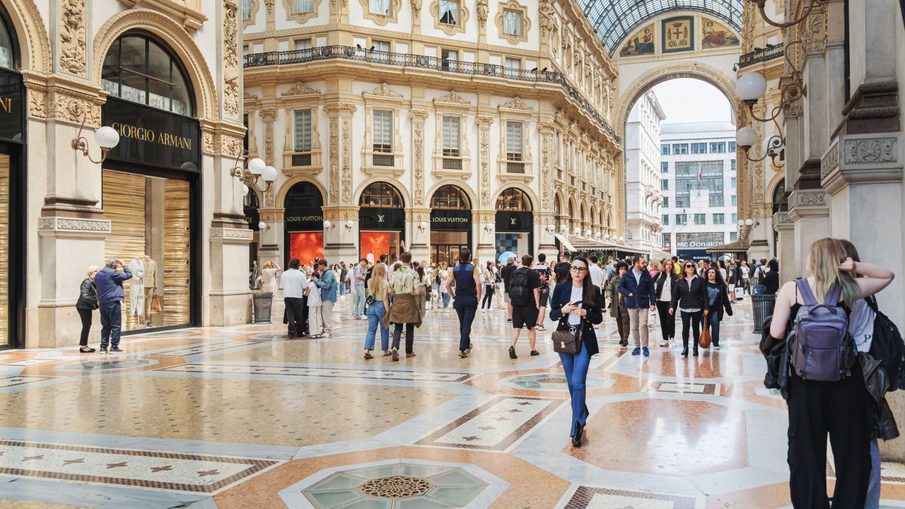 Milano, il lusso traina il mercato immobiliare: prezzi fino a 20.000 euro al mq