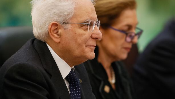Mercati: euro e BTp in ripresa, riprende piede idea governo politico