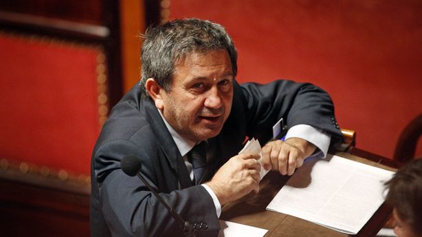 Pd nel mirino, no Senato ad arresto Azzollini (e Schifani si commuove)