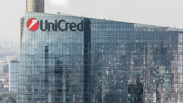Unicredit-Banco Bpm: per Castagna l’offerta di Orcel è ostile