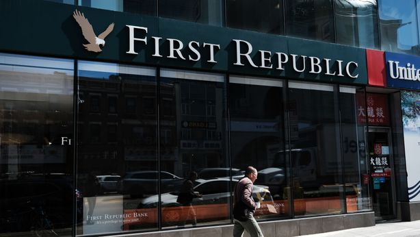 First Republic: possibili dismissioni di asset per $100 mln