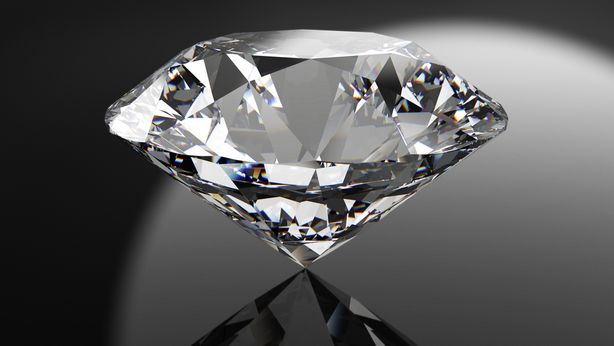 Diamanti come investimento, boom anche fra i piccoli risparmiatori