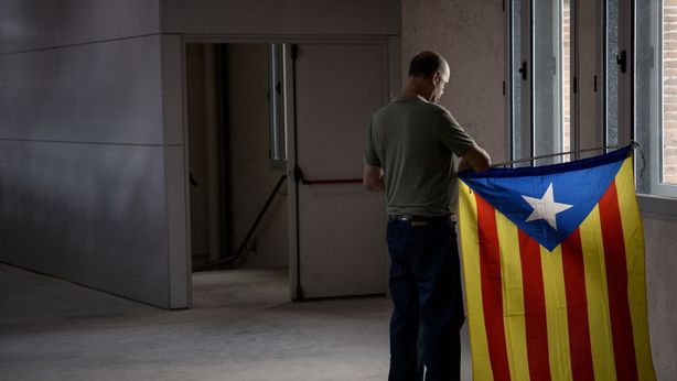 Spagna, Catalogna vittima di una aggressione: “Libertà sospesa”