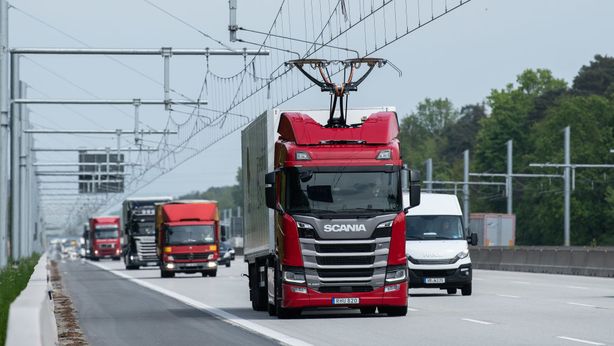 E-Highway, la prima autostrada elettrificata in azione