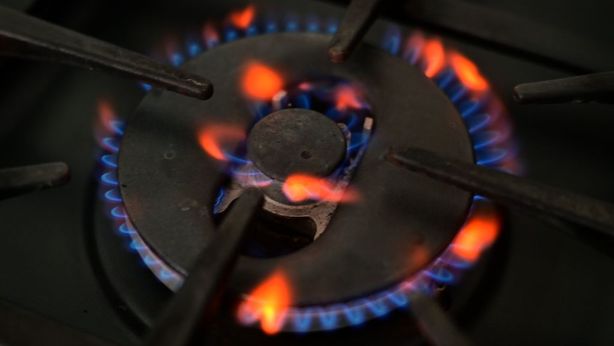 Bollette di luce e gas in aumento “calmierato” al +29% e +14%