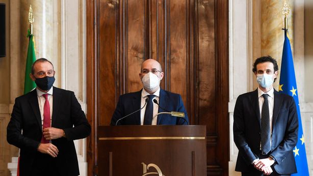 Il voto su Rousseau sblocca il sostegno del M5s a Mario Draghi
