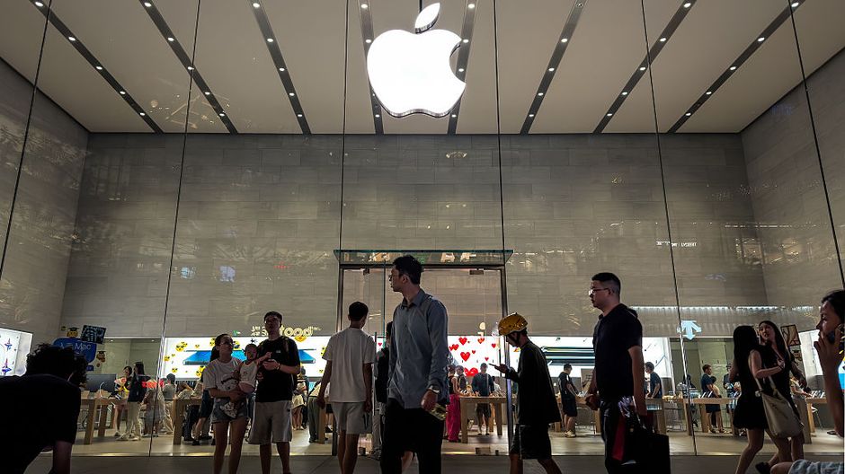 Apple compie 50 anni: storia di un’azienda iconica da 4.000 miliardi di market cap