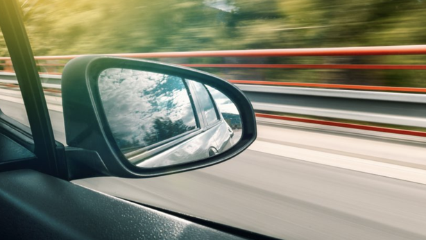 Crisi semiconduttori affossa mercato dell’auto in Europa, immatricolazioni a settembre mai così male dal 1995
