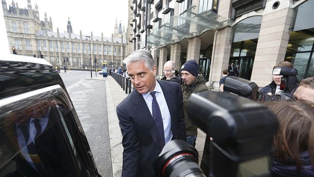 Unicredit, aumento di stipendio per il ceo. Ecco quanto guadagna Orcel