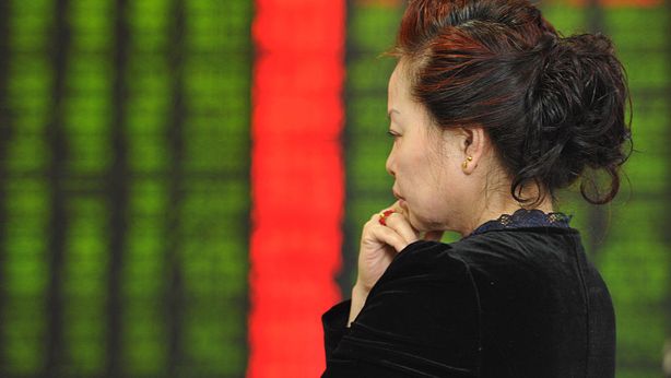 Borsa Milano giù con banche, male BP. In Cina diffuso report choc