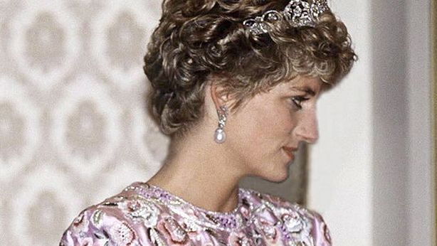 Messe all’asta le lettere della principessa Diana. Ecco quanto valgono