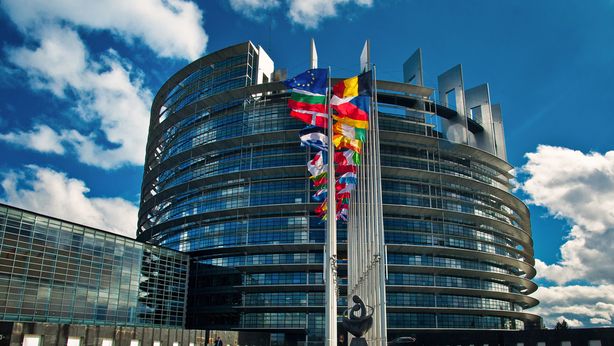 Ue: ok Legge Stabilità. Ma “squilibri debito e bassa crescita”