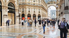 Ricchezza finanziaria in Italia a 7.500 mld (+17%) grazie al rally delle borse. Cresce richiesta di family office