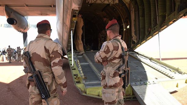 Soldati in guerra in Libia ma la gente parla di Olimpiadi