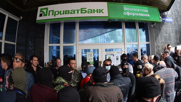 Ucraina nel caos, nazionalizzata la prima banca