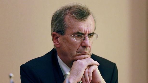 Euro di corsa, Bund venduti dopo che Villeroy parla di fine bazooka Bce