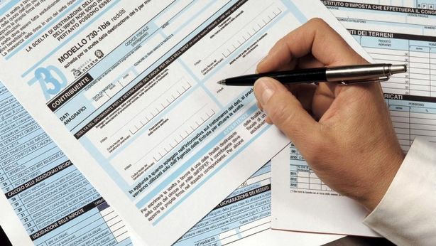 Tasse, Italia ko: pressione fiscale record al 52%