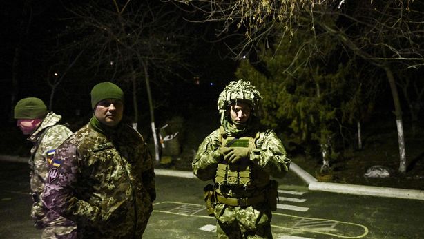 Crisi Ucraina, borse precipitano, petrolio schizza a 95 dollari
