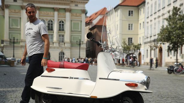 Cezeta: la risposta comunista alla Vespa in versione elettrica