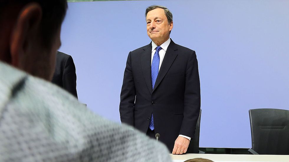 Draghi cede ai falchi