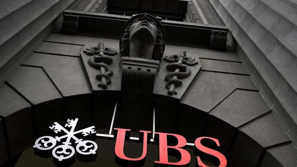Mercati, l’alert di UBS: “Volatilità paralizza gli investitori”
