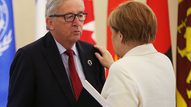 Germanizzazione UE: Merkel al posto di Juncker entro un anno