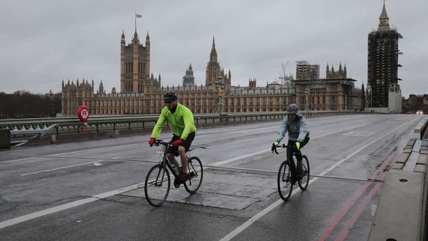 Brexit: salta ennesima scadenza, si tenta accordo last-minute