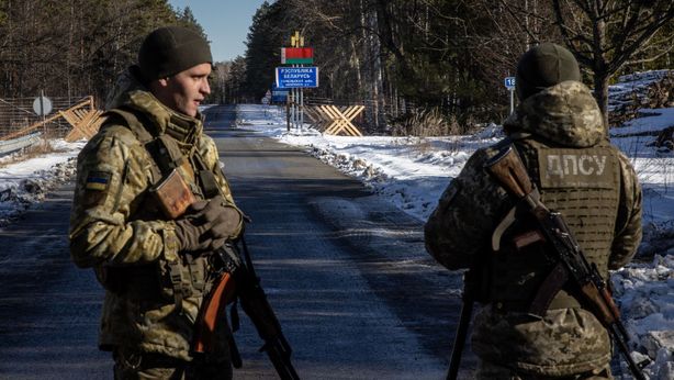 Ucraina, soffiano più forti i venti di guerra. Mercati in tensione, petrolio verso 100 dollari