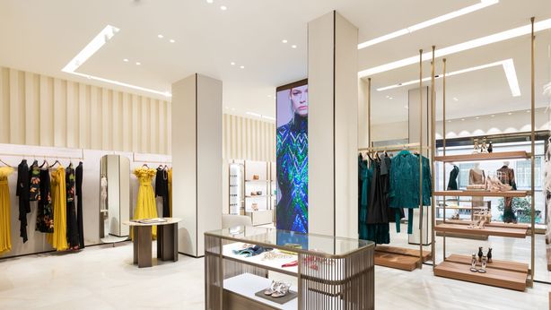 Elie Saab, verso una maison globale
