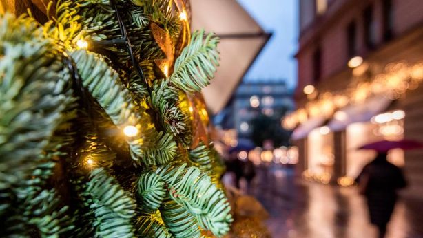 Amazon pronto ad assumere 100.000 dipendenti stagionali in vista del Natale