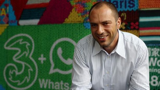 Dopo Instagram, Facebook compra anche Whatsapp