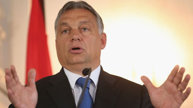 Orban grida a complotto Ue:  “è per invasioni barbariche”