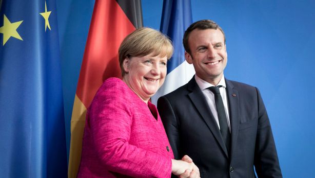 La risposta ai populismi di Macron e Merkel è un bilancio unico europeo