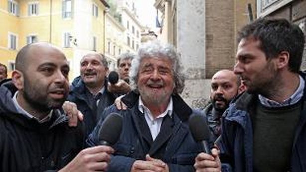 Grillo e Casaleggio lasciano il M5S?