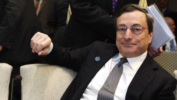 Draghi, l’Ue ci ingabbia ma lui chiede liberismo