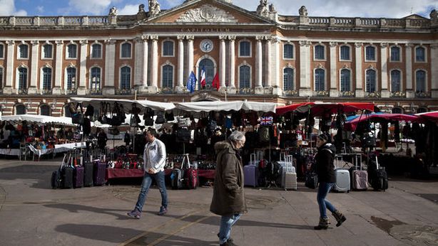 Germania motore economia, Francia KO per tasse. Shock Italia