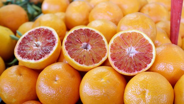 Succo d’arancia, uragani e batteri fanno schizzare i prezzi