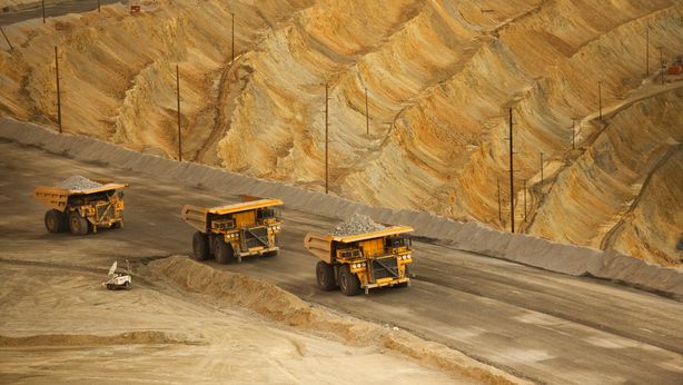 Platino: domanda globale in salita del 28% nel 2023