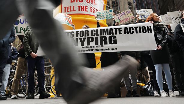 Climate change: fondo danese dice addio a dieci big oil