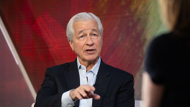 Dimon (JPMorgan): intelligenza artificiale, “entusiasmo sì, ma non (ancora) una bolla”