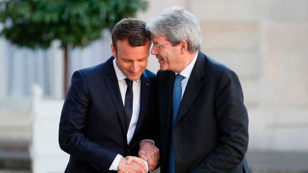 Gentiloni incorona Macron: “Dà speranza e fiducia a Ue”