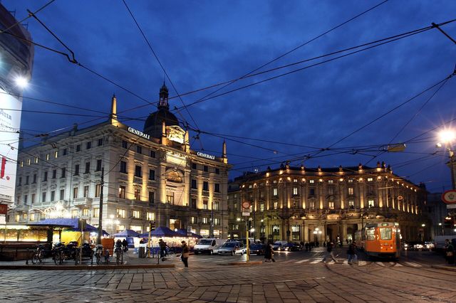 Uno scorcio di Piazza Cordusio a Milano