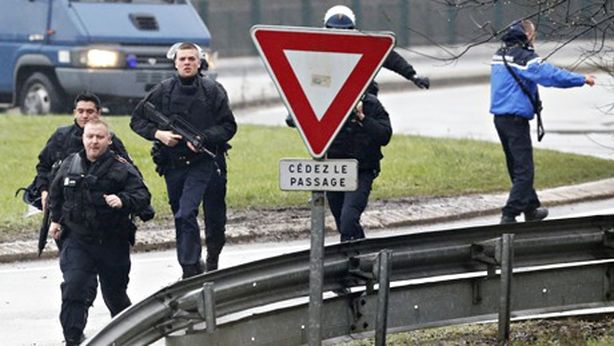 Charlie Hebdo: uccisi dalla polizia i fratelli responsabili della strage