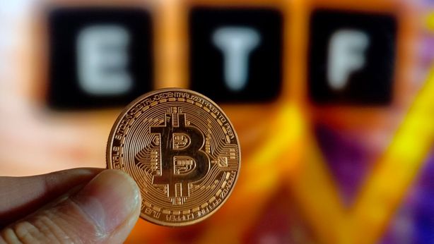 Gli investitori più ricchi puntano sugli ETF per oro, criptovalute e intelligenza artificiale