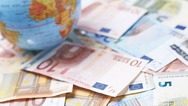Spese pazze, gli sprechi nella PA costano il doppio dell’evasione fiscale
