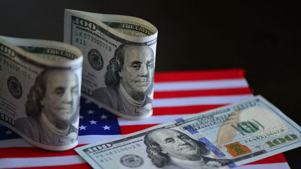 Fine del super-dollaro? Perché la fiducia globale negli Stati Uniti si sta incrinando