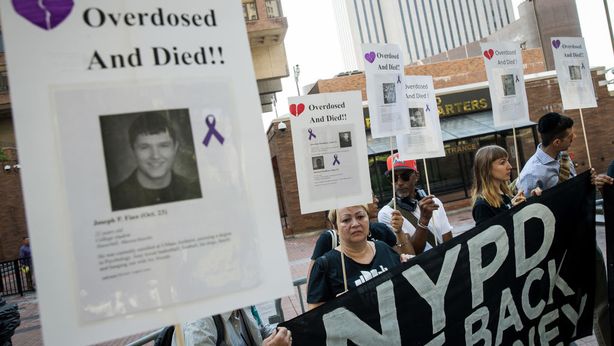 Usa, epidemia di oppioidi è emergenza nazionale